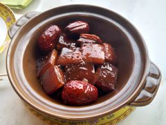 红烧肉-那家小馆•北京菜•烤鸭(香山店)