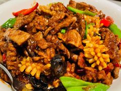 火爆三鲜-刘胖子家常菜·蹄花焖藕(中央花园店)