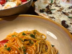 -JINNS锦时 steak&pizza(浸信会礼拜堂旧址店)