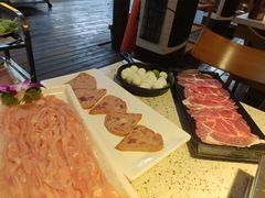 -二荆条·蜀鲜汇城市森林火锅