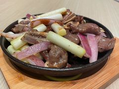 黑椒双葱牛仔骨-香港百合居(LCM置汇旭辉广场店)