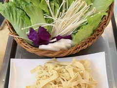 -陈大锅·岳阳鱼馆·地道岳阳菜(美食街店)