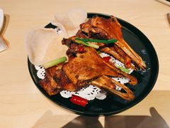 椒盐鸭下巴-避风塘(百联东郊店)