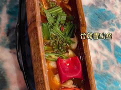 -桥边小楼·手工云南菜·古城观景小楼