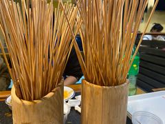 -两三事小郡肝串串香火锅(桂庙店)