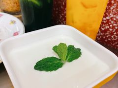 潮州奶冻-燃计沙茶皇·香港沙茶火锅(人广旗舰店)