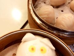 金沙猪仔包-点点心点心专门店(湾仔店)