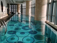 -珠海瑞吉酒店游泳池