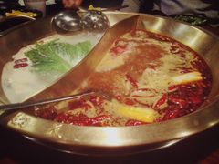 -重庆爽翻天老火锅(临平万达广场店)