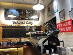 -Be Lived Cafe比例咖啡(摩天轮店)