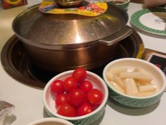 -润园四季椰子鸡火锅(卓越INTOWN店)