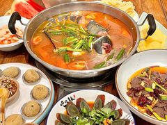 -亮欢寨酸汤鱼(沙冲路店)