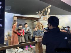 -暴风岛沉浸式体验馆(百联世纪店)