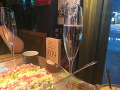 -临界音乐酒馆·小龙虾·江湖菜(华熙LIVE·鱼洞店)