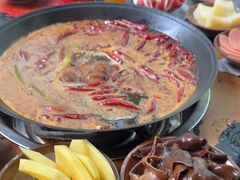 -黄潇洒老火锅(九眼桥宏济巷店)
