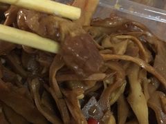 -俏湘厨•地道湘菜(建华南路店)