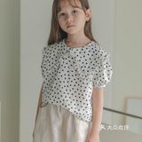 孩子可以在最自然的状态下拍照！服装风格