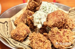 Yogurt Sauce Fried Chicken
