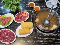 -一鼎牛鲜活牛肉城(晋江海峡国际食品城店)