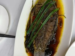 葱烤鲫鱼-蘭奢雅集·江浙菜(青山江滩店)