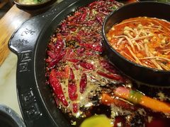 -黄潇洒老火锅(九眼桥宏济巷店)