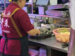 -周良天山牛杂城(天山路总店)
