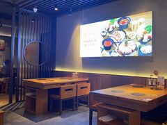 -呷哺呷哺(融创茂店)