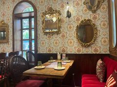 -秘密旅行Bonjour(黑金冠 江南西店)