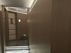 -耳湾躺式采耳SPA馆(保利五月花店)
