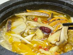 -南渝食府.墨脱石锅松茸鸡