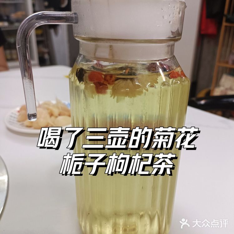 西安交大门口的铜锅涮肉！高材生的爱！