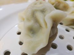 招牌虾仁猪肉三鲜-赵奶奶水饺锅贴小酒馆(丁字沽店)