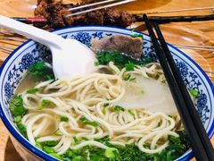 -嘻小北·兰州清汤牛肉面(太平洋森活天地店)