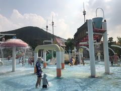-汤山欢乐水世界