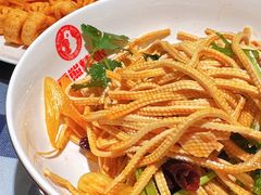 -雪熊哈尔滨烧烤·精酿啤酒·砂锅(中央胜境店)