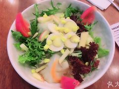 -玛格萝妮比萨屋(四平店)