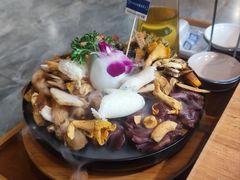 -一朵菌·野生菌探索家火锅(南亚店)