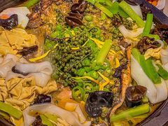 -鸣记脆皮烤鱼·海鲜烤鱼(三八广场店)