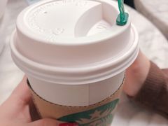 -星巴克(上海虹桥站2A检票口)