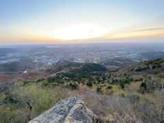 -鬼笑石后山停车场