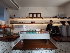 -Line 咖啡(石厦花园店)