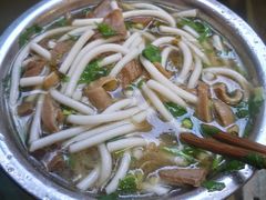 -花溪牛肉粉(八鸽岩店)