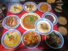 -蓝田九大碗民俗食府(蓝田店)