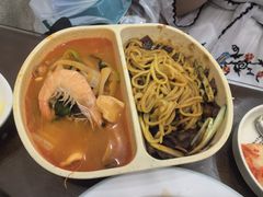 -贵宾庄炸酱面·韩式料理(高区店)