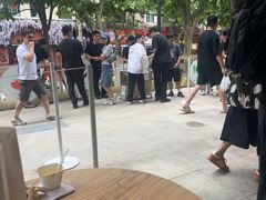 -喜茶(上海打浦桥日月光gelato lab+店)
