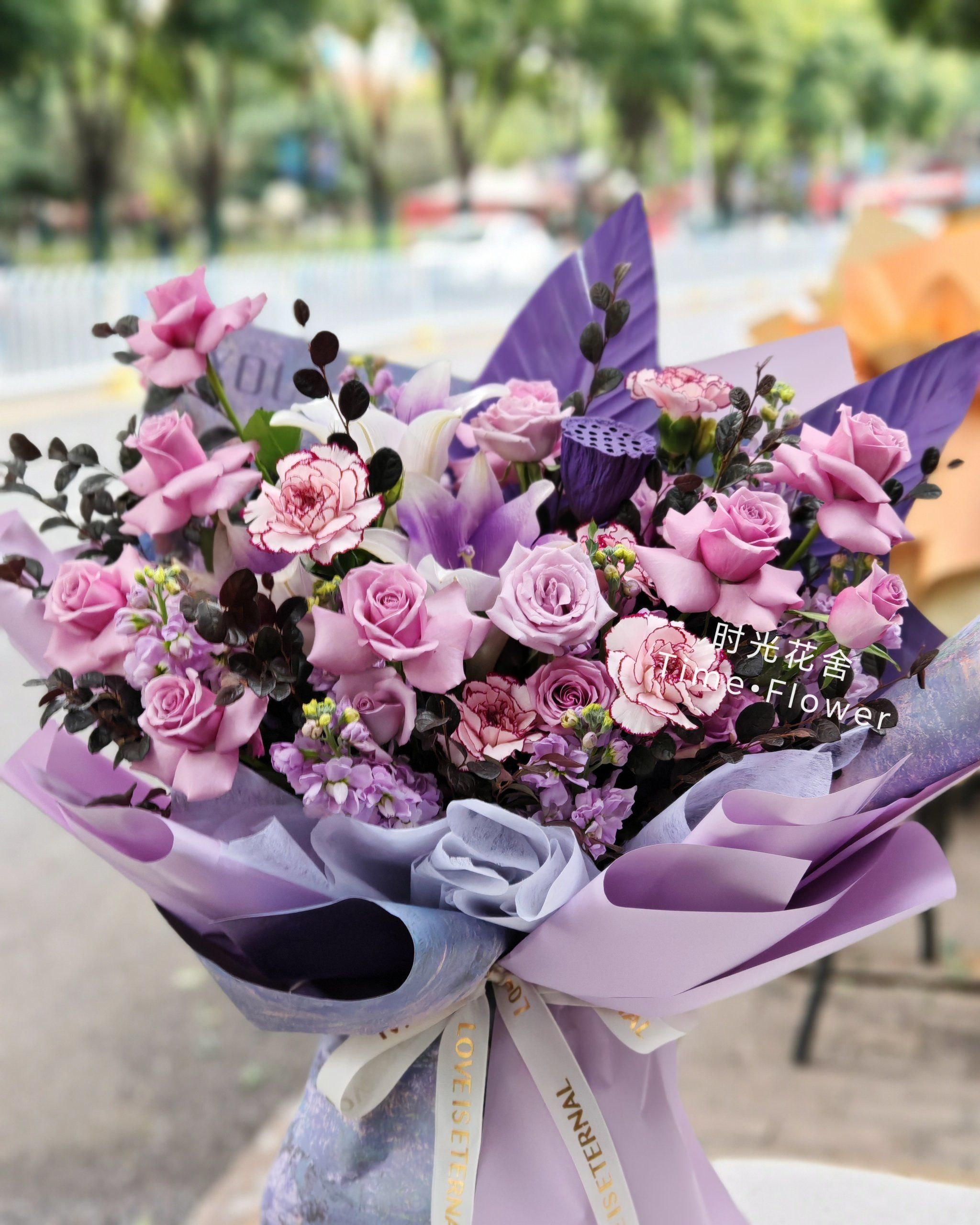 的花束#花束#花礼定制#送女友送老婆鲜花
紫气东来
好运连连