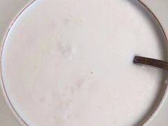 奶油松茸蘑菇汤-莫斯科餐厅