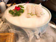 -大匠工房古船木艺术餐厅·猪肚鸡专门店(长白仙岛店)