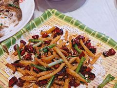-肥肥虾庄·金牌油焖大虾(首义路店)