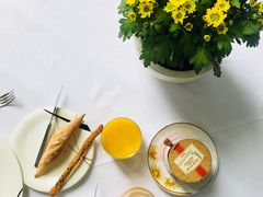 -La Villa French Restaurant